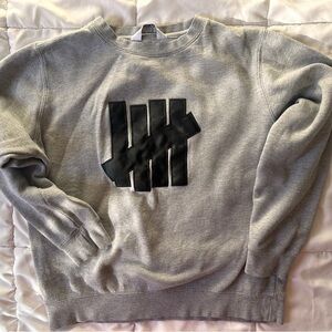 Undefeated Gray Crewneck Sweater Embroidered Logo Size Small